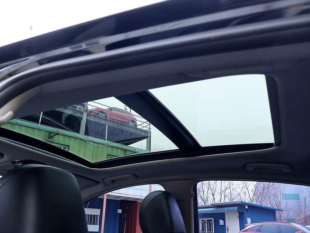 HYUNDAI Grandeur 2018 Negro - Importación desde Corea - HF Imports Iquique - Foto 12