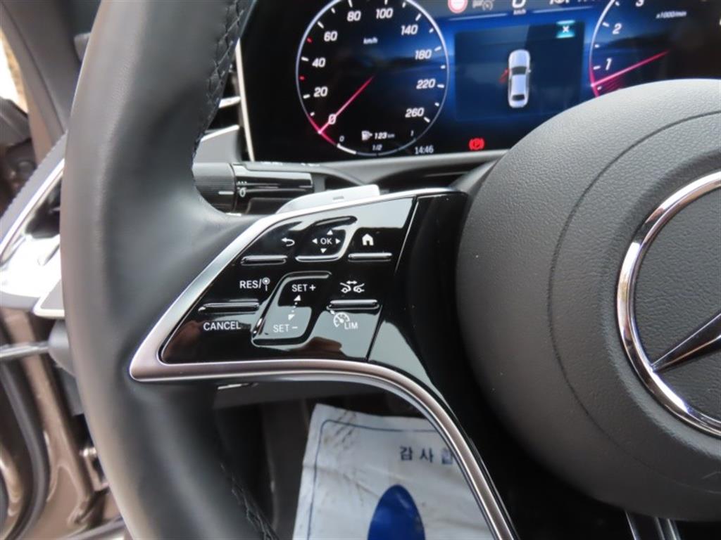 Mercedes Benz E class 2025 Café - Importación desde Corea - HF Imports Iquique - Foto 11