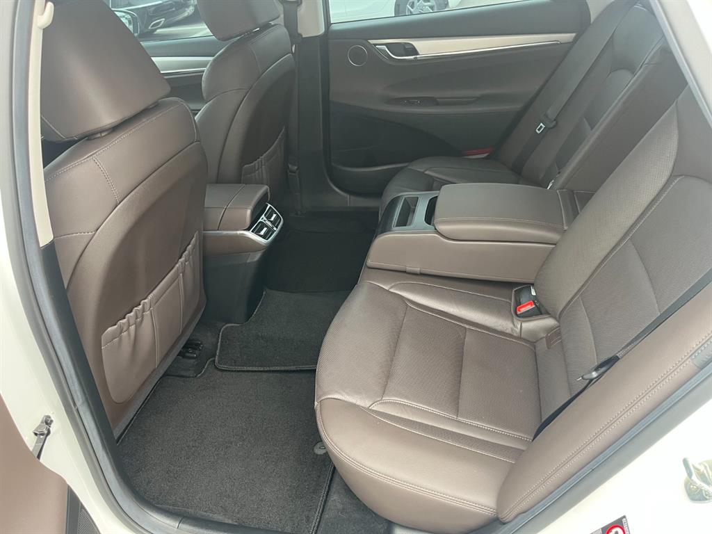 HYUNDAI Grandeur 2022 Blanco - Importación desde Corea - HF Imports Iquique - Foto 18