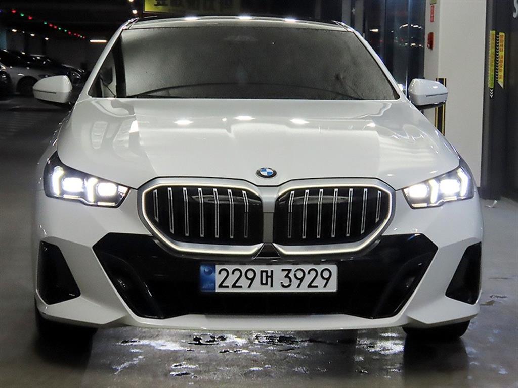 BMW 5 Series - Vista 2