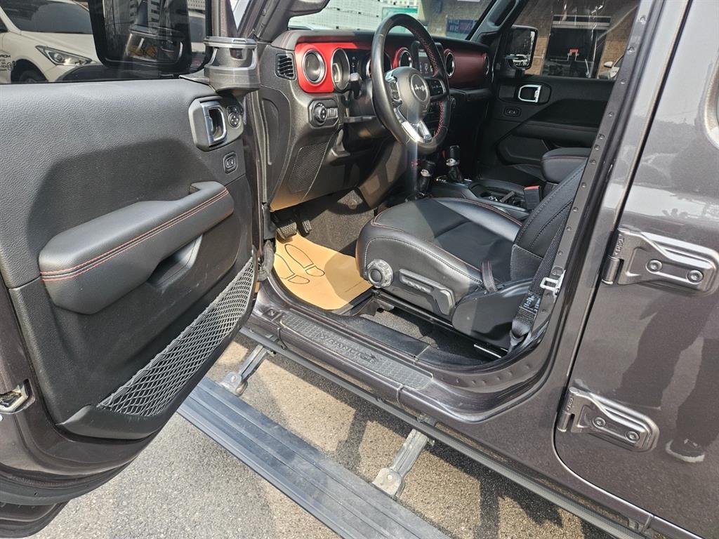 Jeep Wrangler - Vista 7