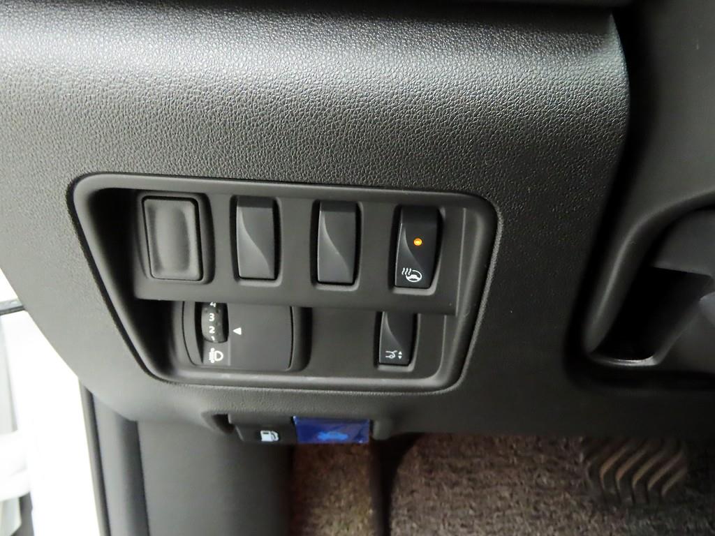 SAMSUNG QM6 - Vista 12