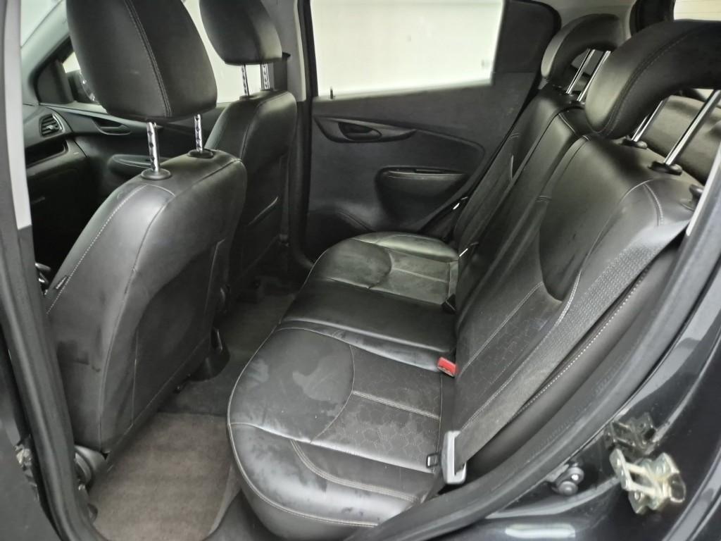 Chevrolet Spark - Vista 12