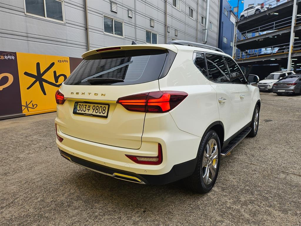 Ssangyong Rexton - Vista 5