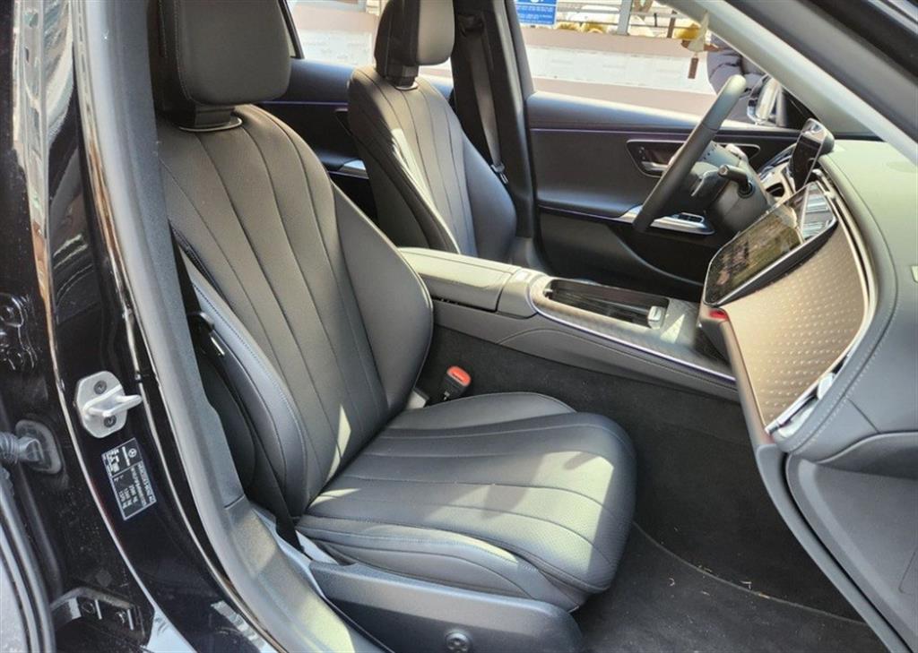 Mercedes Benz E class - Vista 5