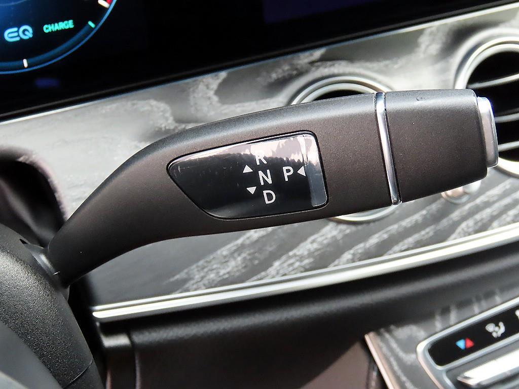 Mercedes Benz E class - Vista 11