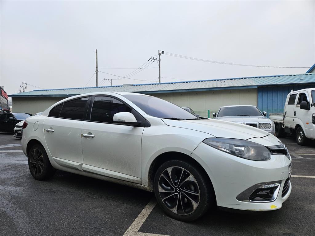SAMSUNG SM3 2016 Blanco - Importación desde Corea - HF Imports Iquique - Foto 1