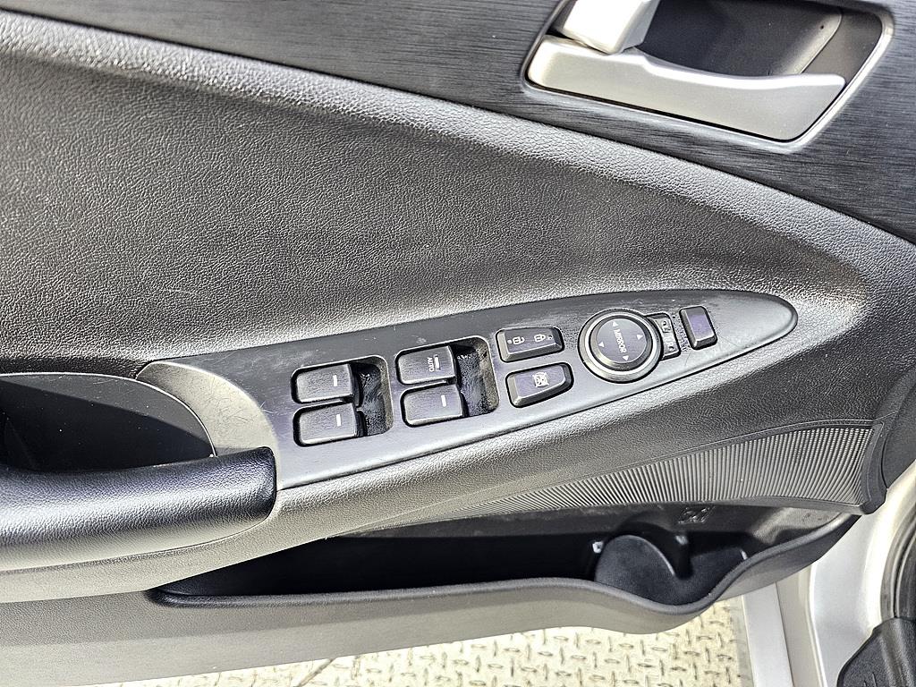 HYUNDAI Sonata 2013 Plateado - Importación desde Corea - HF Imports Iquique - Foto 15