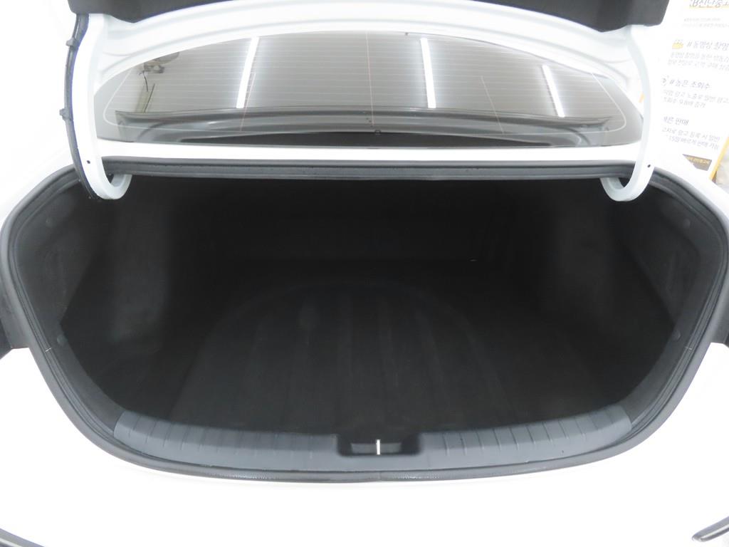 KIA K3 2019 Blanco - Importación desde Corea - HF Imports Iquique - Foto 20