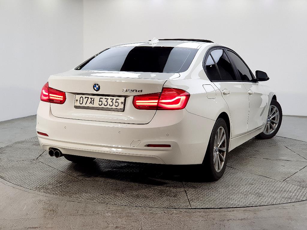BMW 3 series - Vista 4
