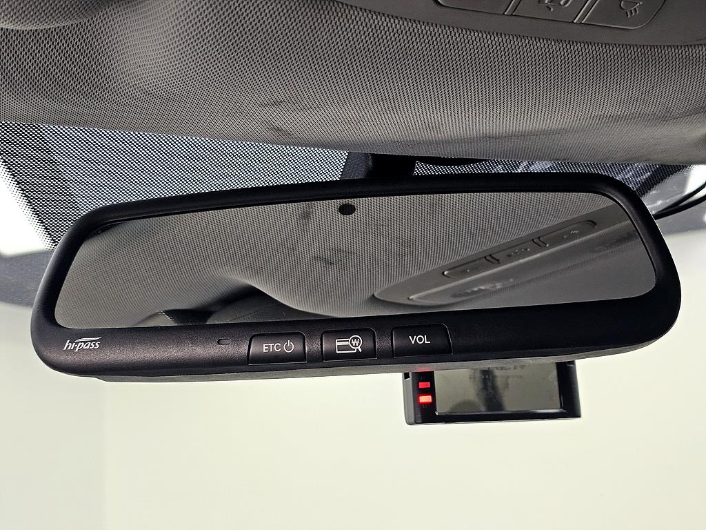 HYUNDAI Starex - Vista 12