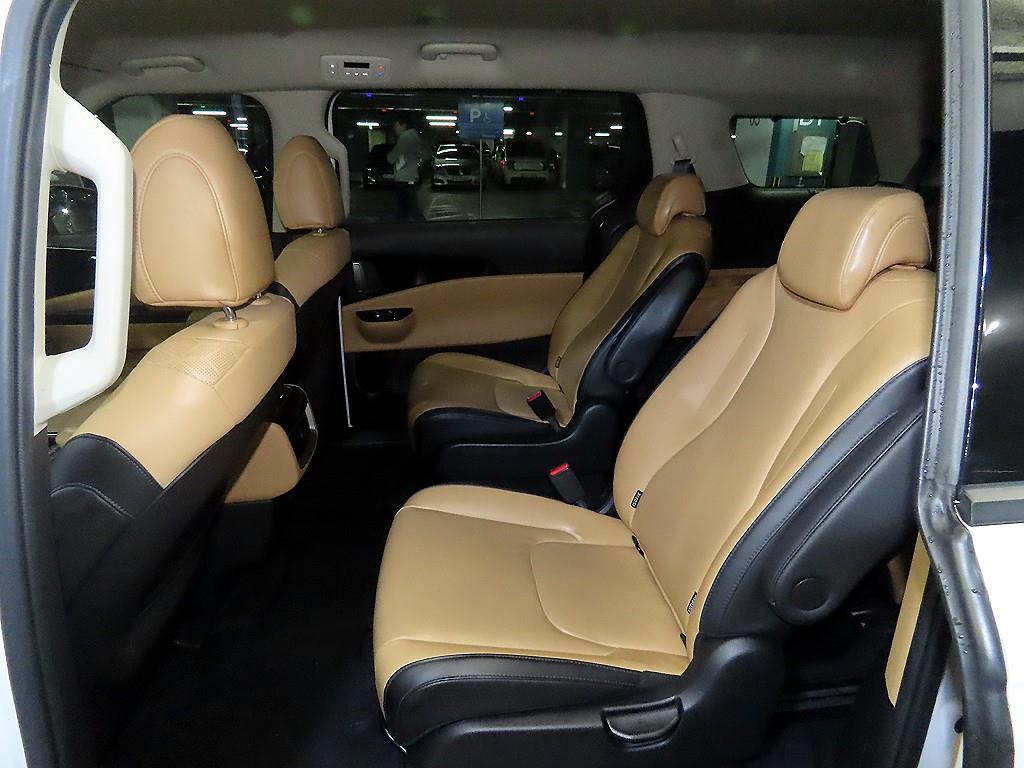 KIA Carnival 2023 the color of pearl - Importación desde Corea - HF Imports Iquique - Foto 15