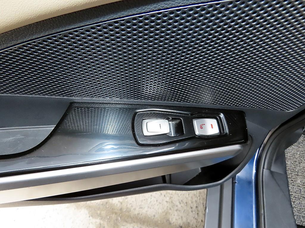 Ssangyong Tivoli 2015 Azul - Importación desde Corea - HF Imports Iquique - Foto 17