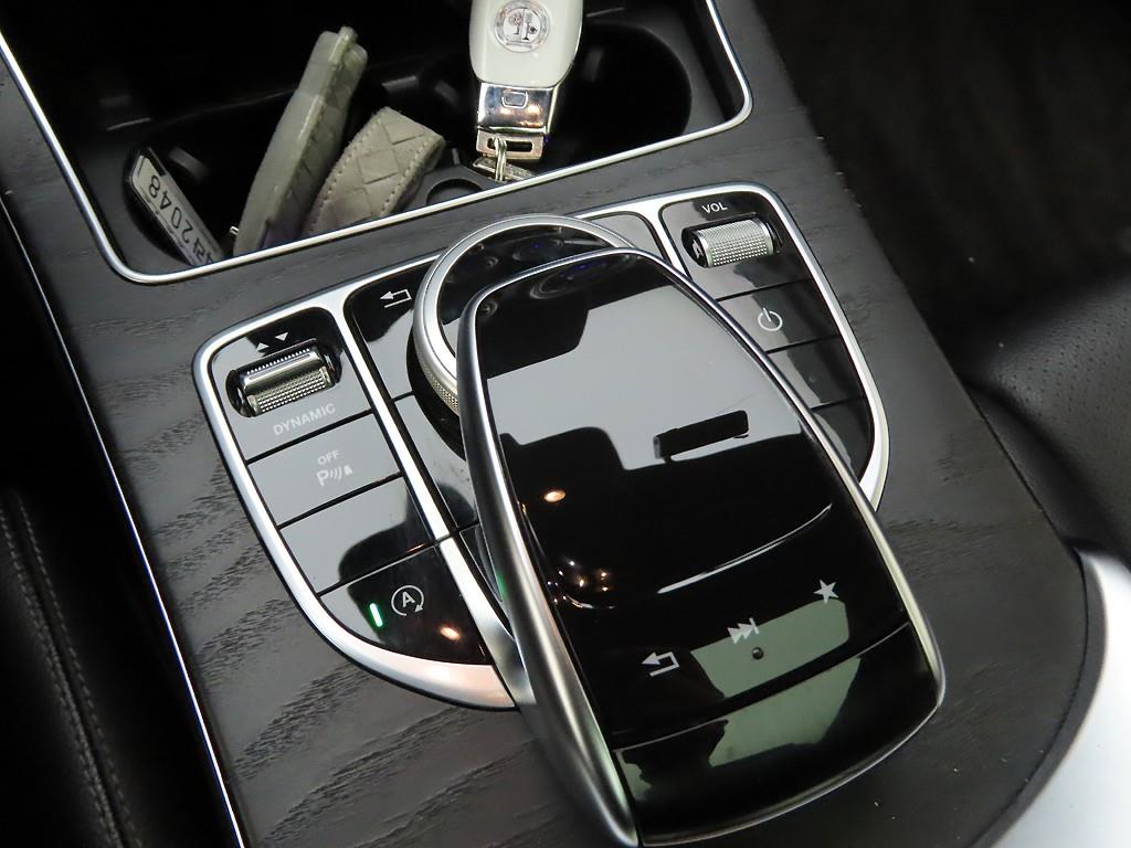 Mercedes Benz C Class - Vista 10