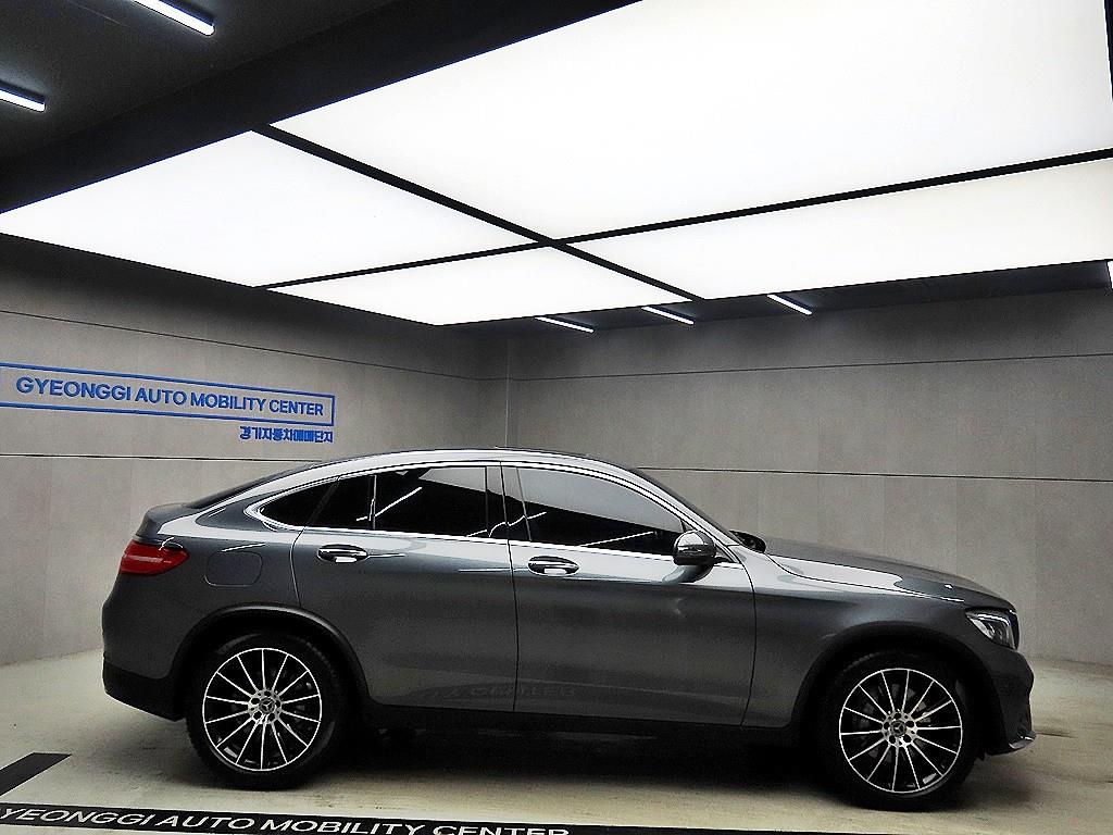 Mercedes Benz GLC Class - Vista 2