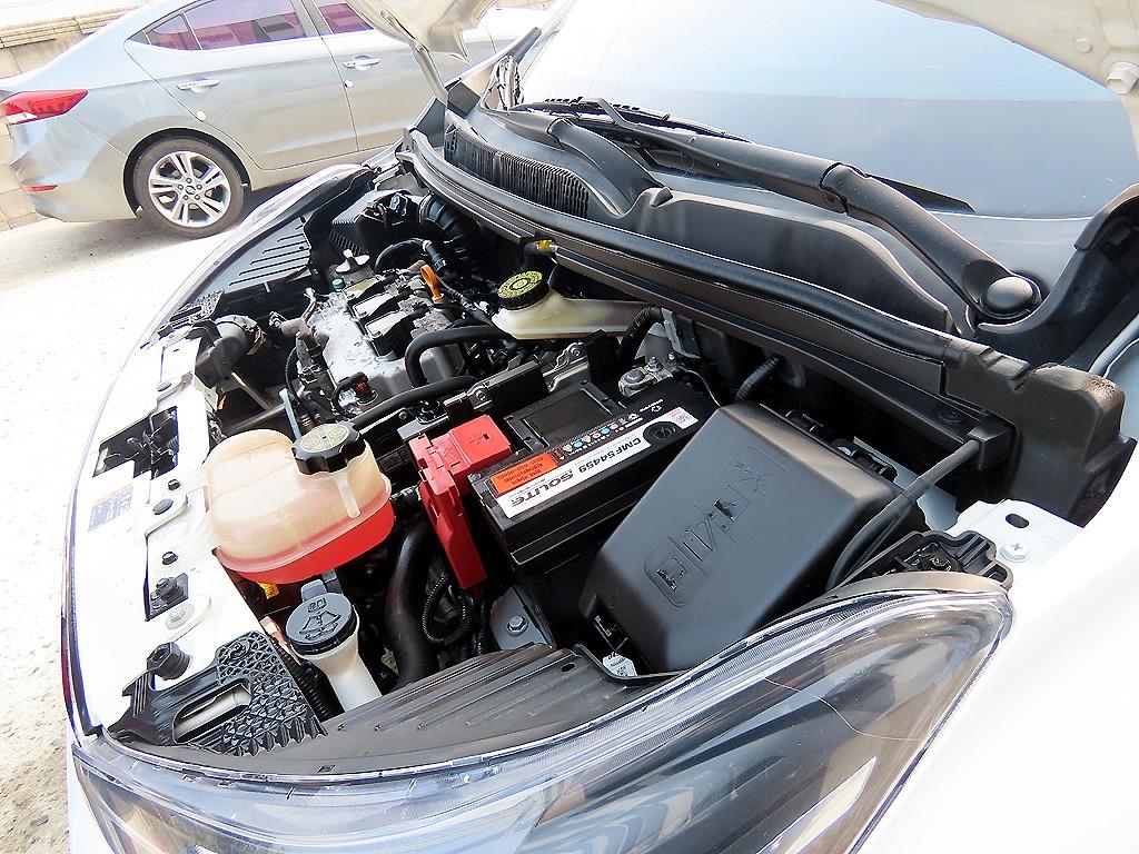 Chevrolet Spark 2018 Blanco - Importación desde Corea - HF Imports Iquique - Foto 15