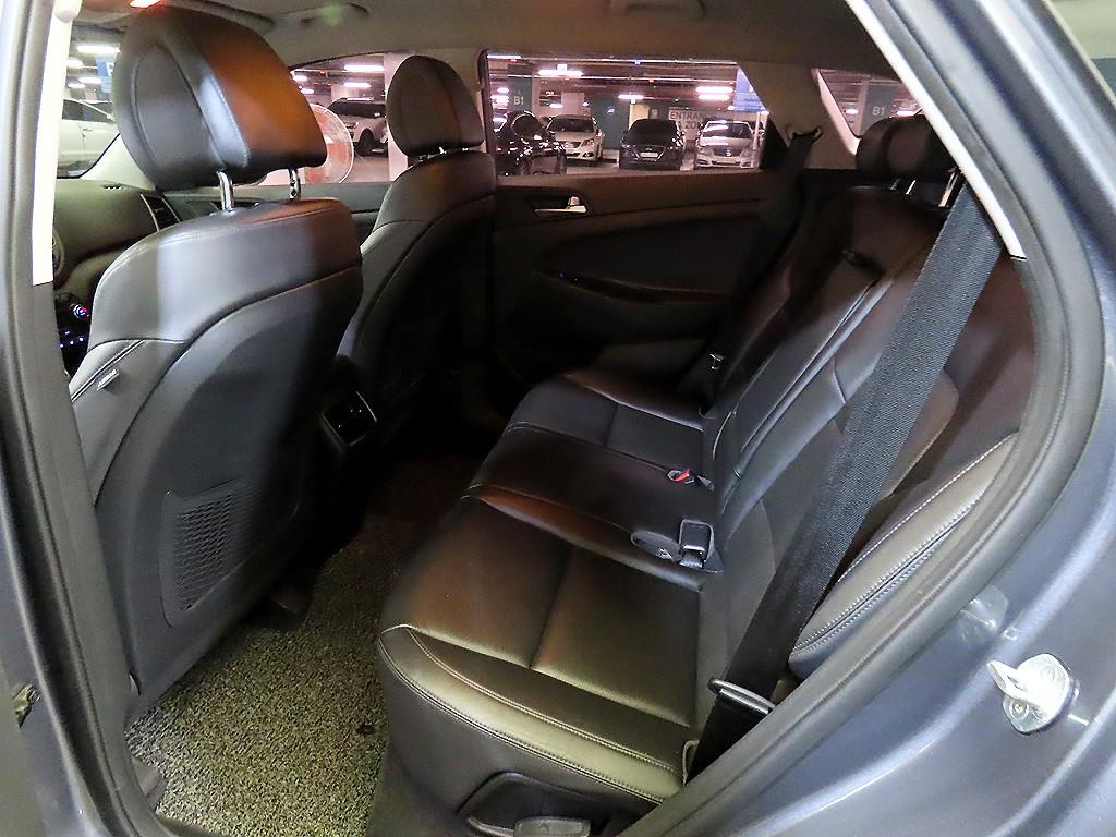 HYUNDAI Tucson - Vista 7