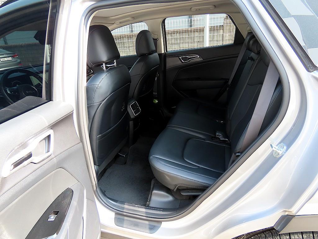 KIA Sportage - Vista 6