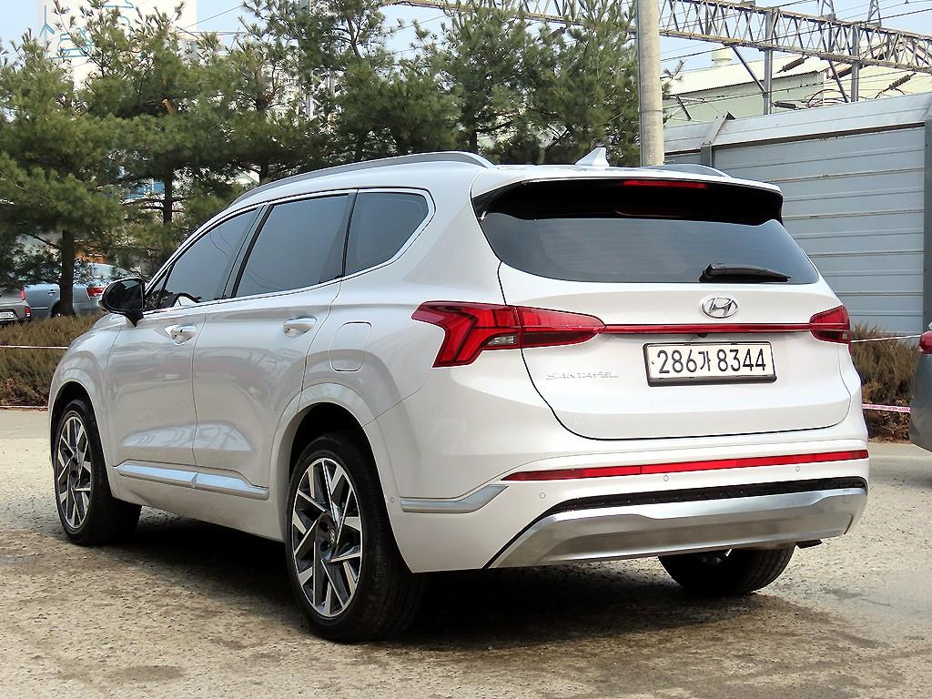 HYUNDAI Santa Fe - Vista 3