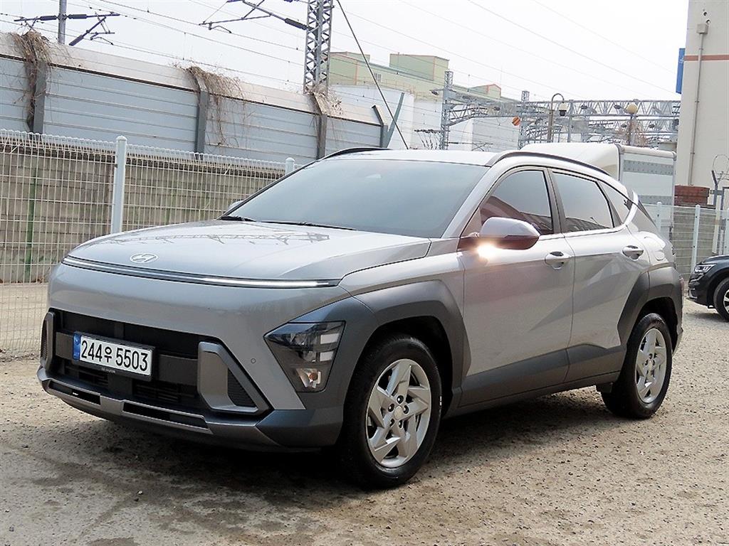 HYUNDAI Kona - Vista 2