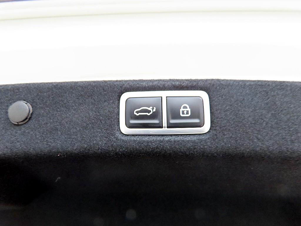 HYUNDAI Grandeur 2024 Blanco - Importación desde Corea - HF Imports Iquique - Foto 18