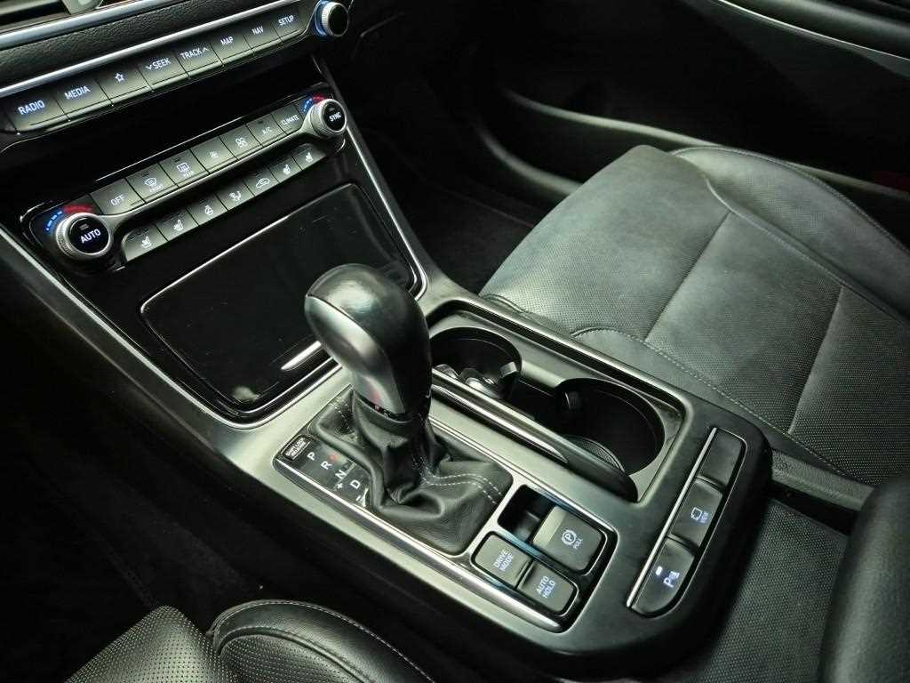 HYUNDAI Grandeur - Vista 8