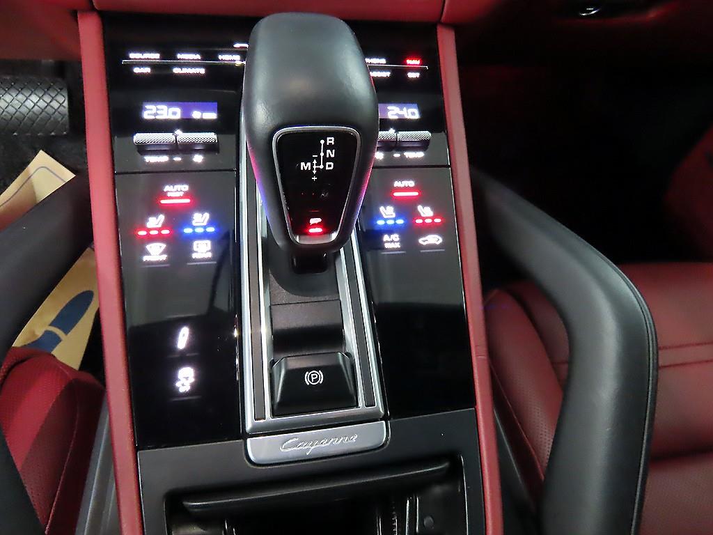 Porsche Cayenne - Vista 10