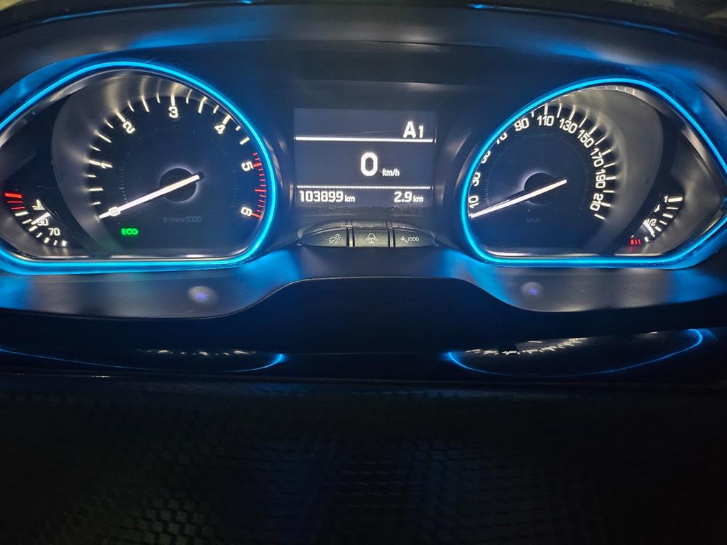 Peugeot 2008 - Vista 6