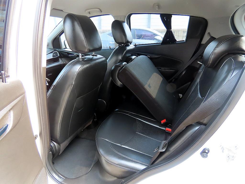 Chevrolet Spark - Vista 6