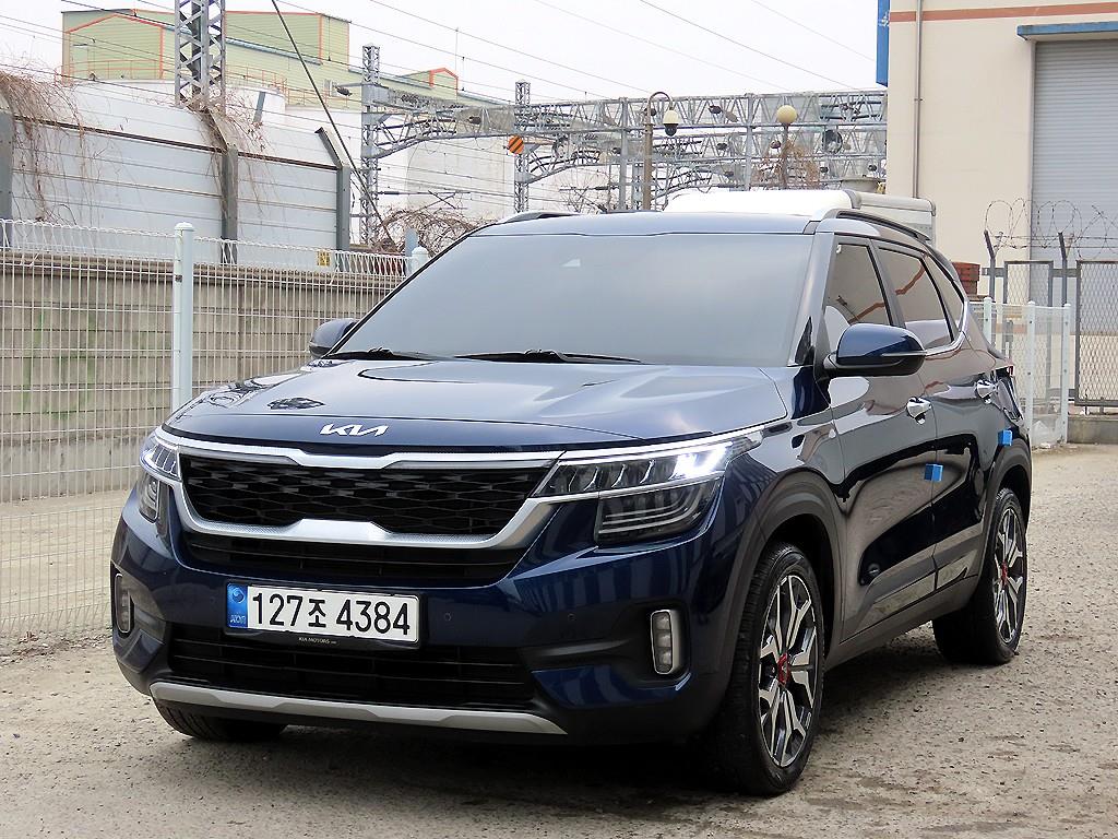 KIA Seltos - Vista 2