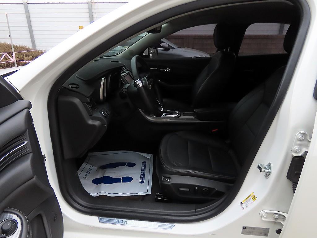 Chevrolet Malibu - Vista 5