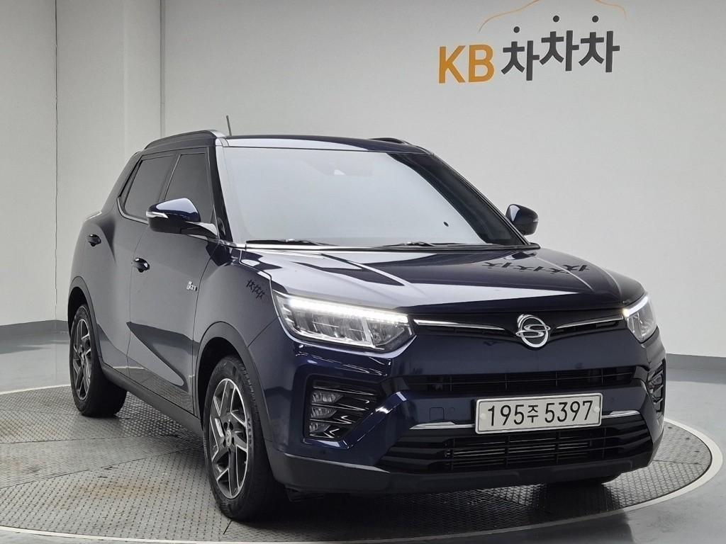 Ssangyong Tivoli - Vista 4