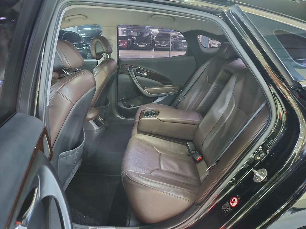 HYUNDAI Grandeur - Vista 7