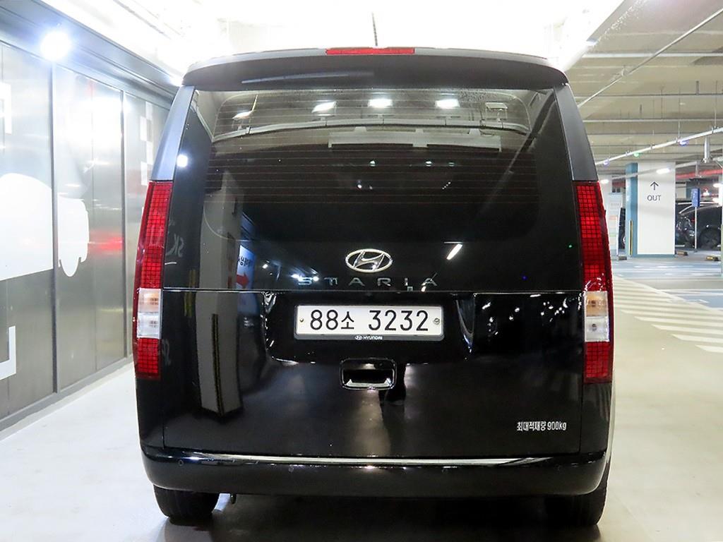 HYUNDAI Staria - Vista 5