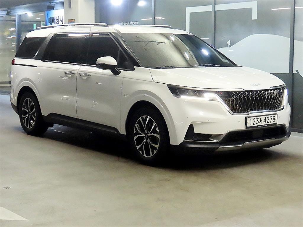 KIA Carnival 2023 the color of pearl - Importación desde Corea - HF Imports Iquique - Foto 1