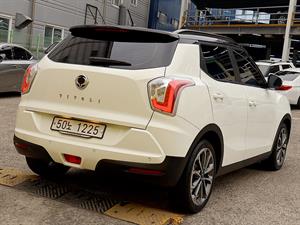 Ssangyong Tivoli - Vista 8