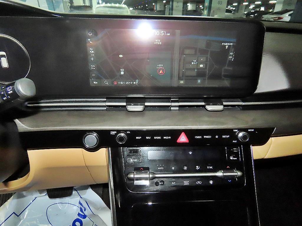 KIA Carnival - Vista 11