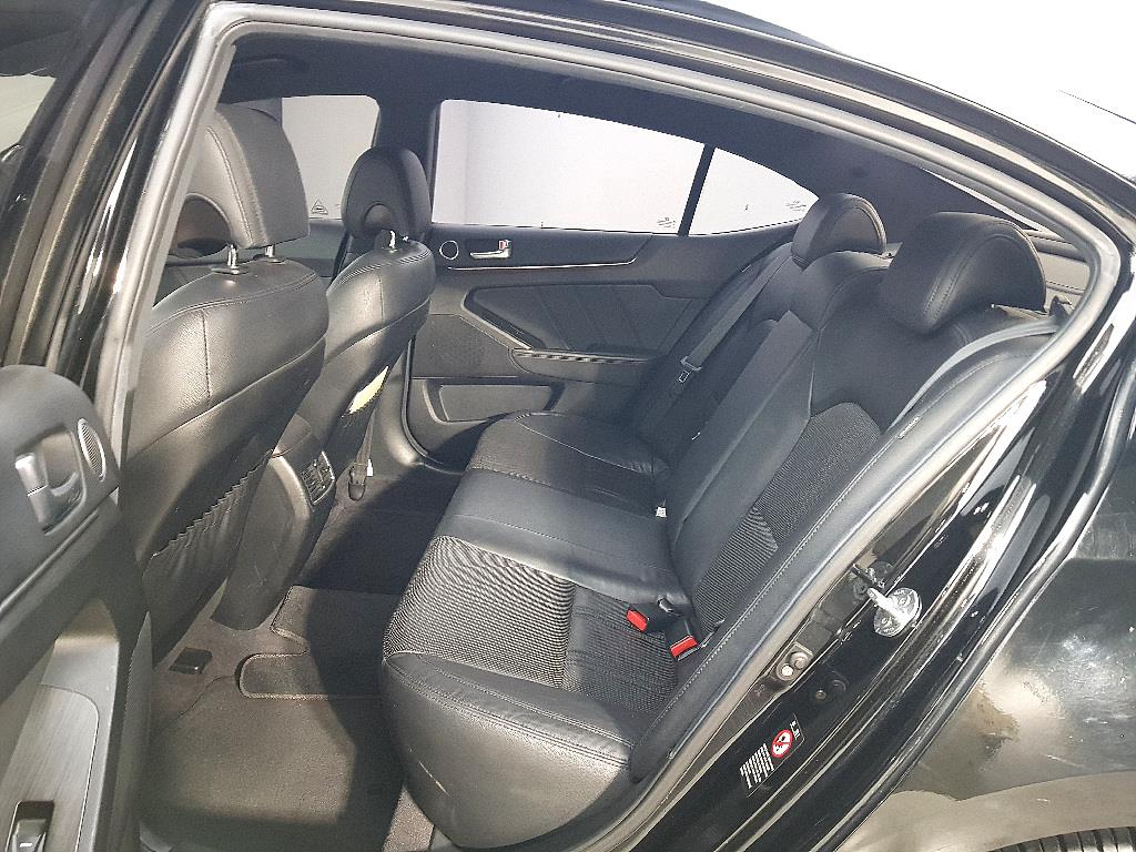 KIA K7 - Vista 9