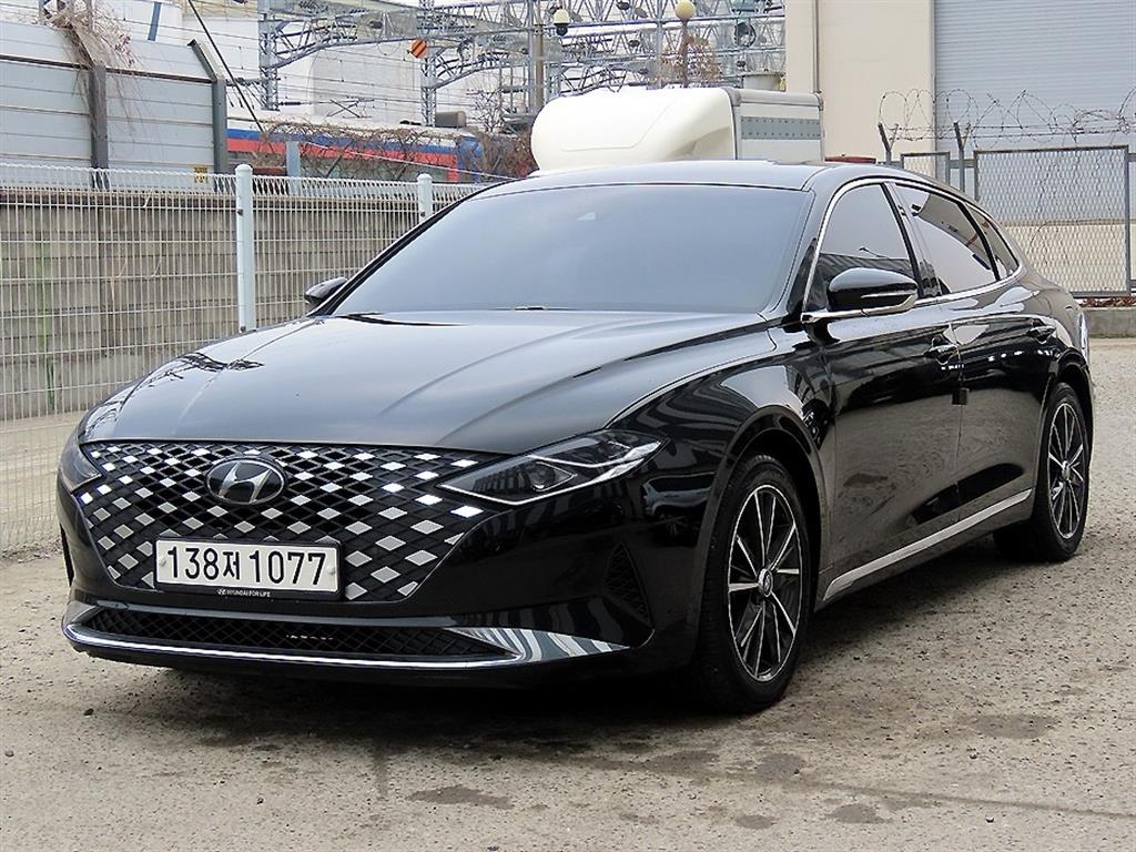 HYUNDAI Grandeur - Vista 2