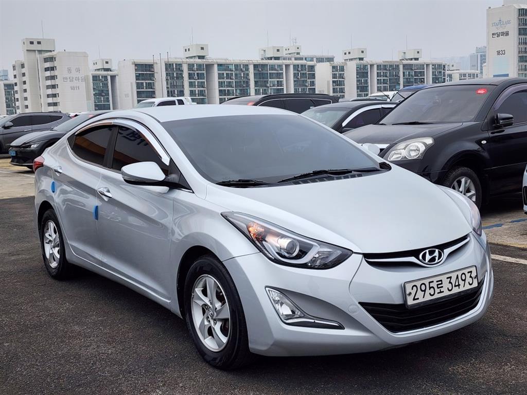 HYUNDAI Avante 2014 Plateado - Importación desde Corea - HF Imports Iquique - Foto 1