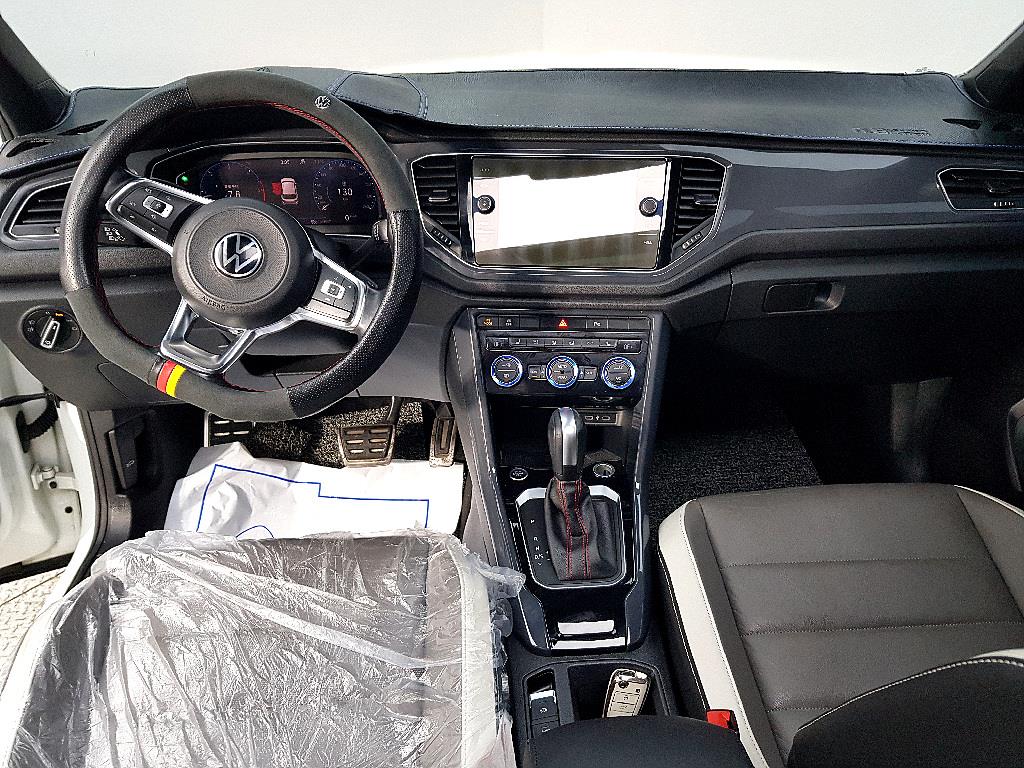 Volkswagen T-Roc - Vista 5