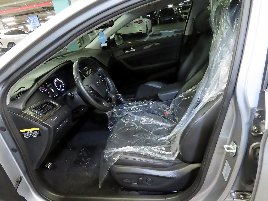 HYUNDAI Sonata - Vista 6