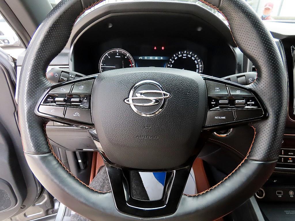 Ssangyong Rexton - Vista 8