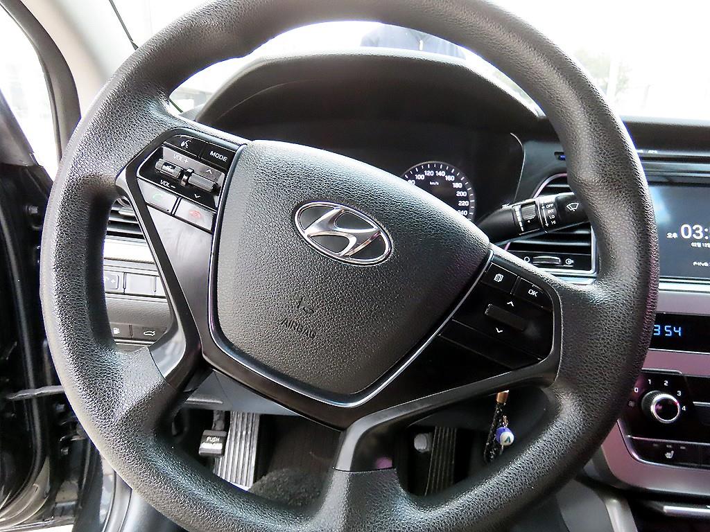 HYUNDAI Sonata - Vista 8