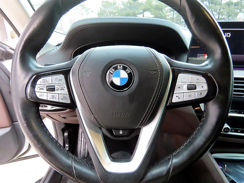 BMW 5 Series - Vista 8