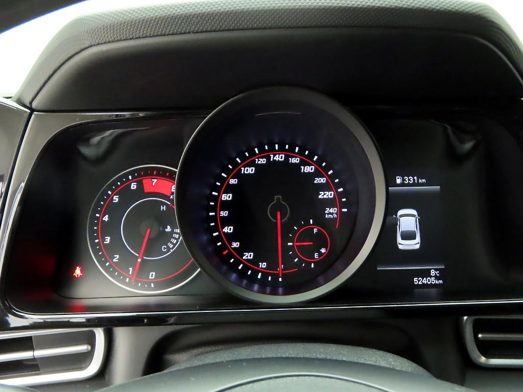 HYUNDAI Avante - Vista 6