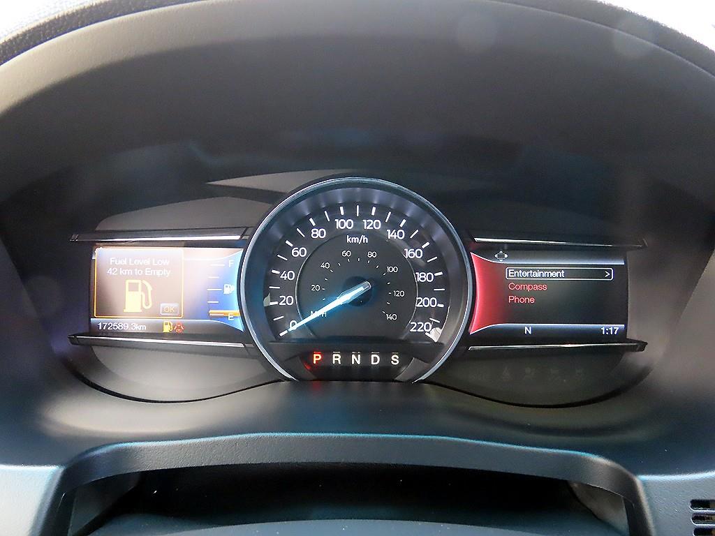 Ford Explorer - Vista 9