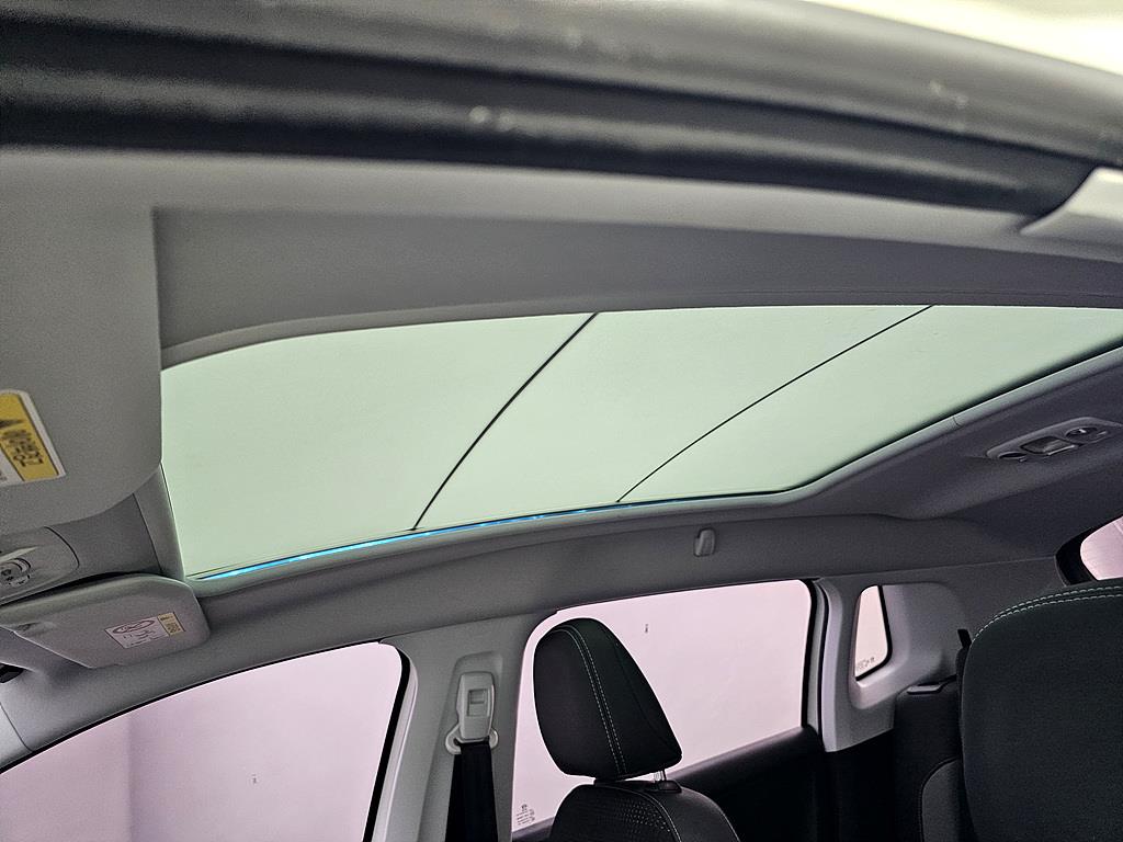 Peugeot 2008 - Vista 12