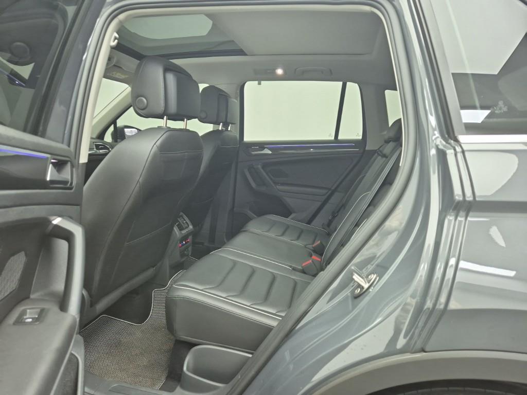 Volkswagen Tiguan - Vista 12