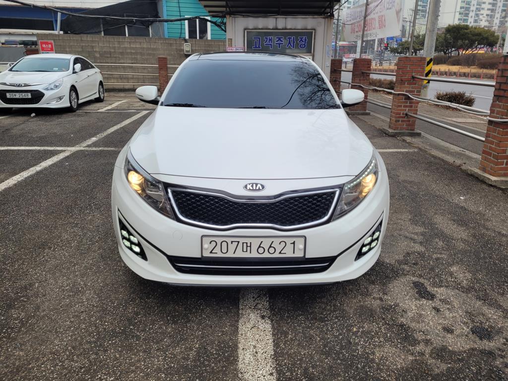 KIA K5 2015 Blanco - Importación desde Corea - HF Imports Iquique - Foto 1